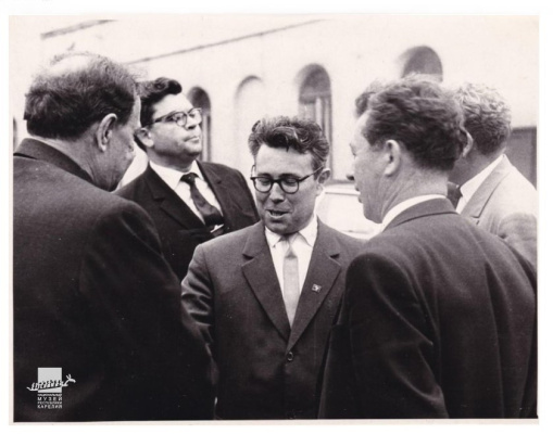 Борис Одлис на Онежском тракторном заводе, 1960-е годы /КГМ-77181/